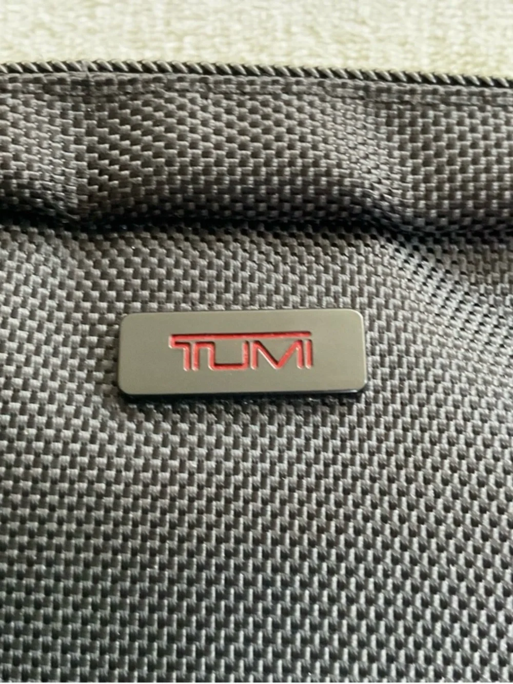 TUMI Delta Black Ballistic Nylon Travel Zip Pouch Toiletry Bag EUC
